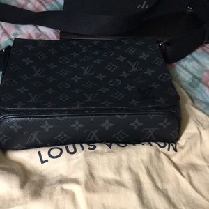 Louis Vuitton messenger bag